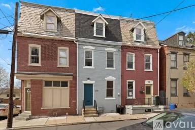 Main picture of 236 Howard Ave