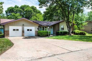 Main picture of 2212 Elco Cir