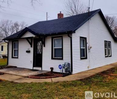Main picture of 420 W Washington St