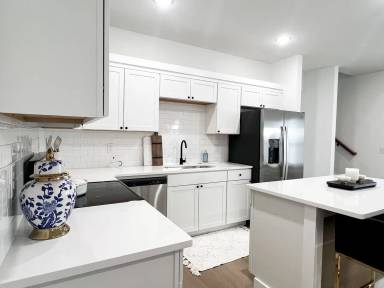 Main picture of 203-85 Johnson Cir