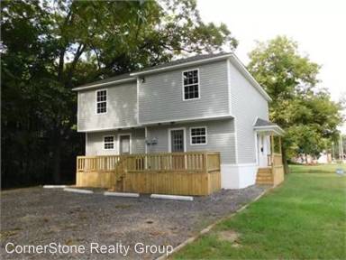 Main picture of 722 Drennen St