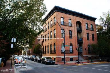 Main picture of 334 W Menomonee St