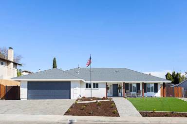 Main picture of 6325 Lake Lucerne Dr