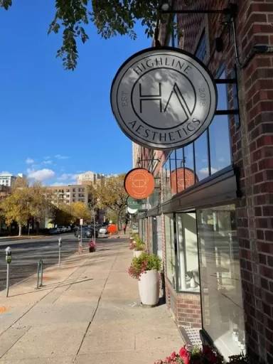Main picture of 45 W 11th Ave