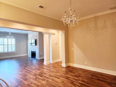Main picture of 1141 Silverton Dr