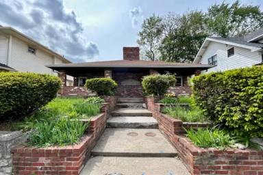 Main picture of 2354 Shelby St