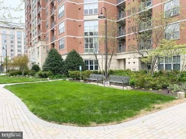 Main picture of Mercer Condominium