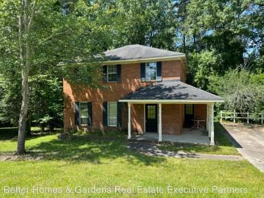 Main picture of 3904 Cobblestone Ln