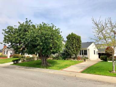 Main picture of 7422 Stewart Ave