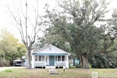 Main picture of 4008 Pascagoula St