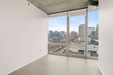 Main picture of 1400 S State St