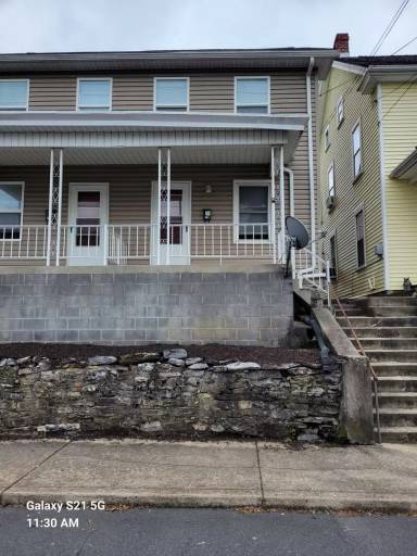 Main picture of 251 Ringgold St