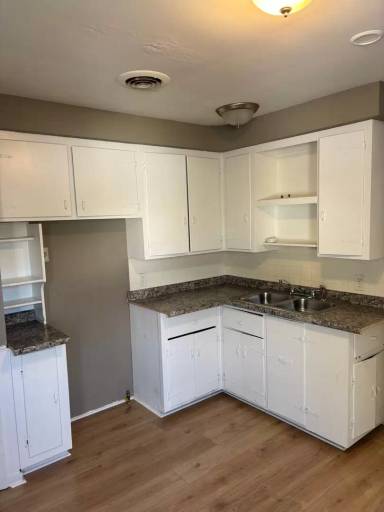 Main picture of 19261 Stockton Ave