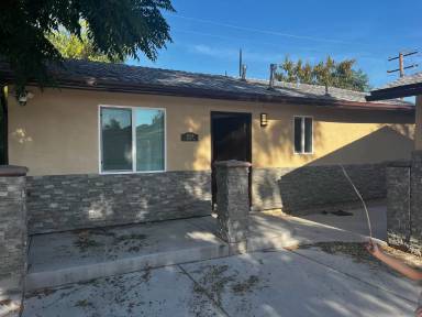 Main picture of 2529 N Sierra Way
