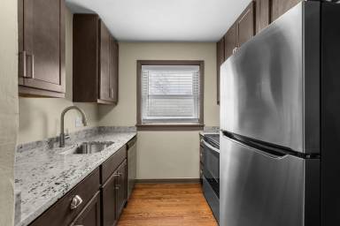 Main picture of 4616 Sulphur Ave