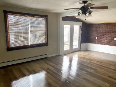 Main picture of 277 State St