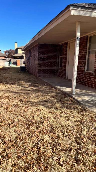 Main picture of 3102 110th St