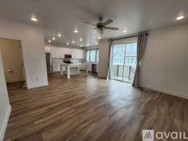Main picture of 3300 E Gallio Ave