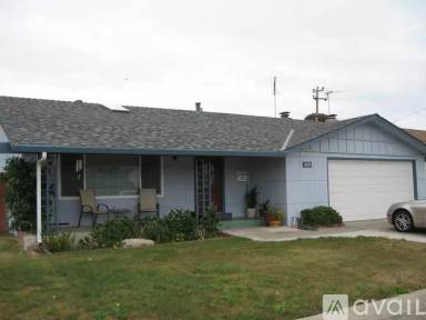 Main picture of 4691 Hampshire Way