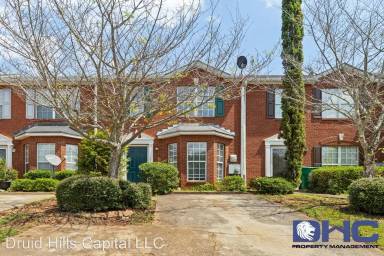 Main picture of 5876 Strathmoor Manor Cir