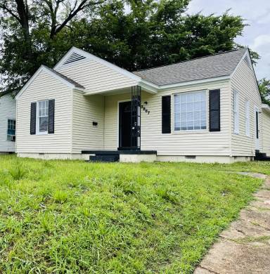 Main picture of 3867 Macon Rd