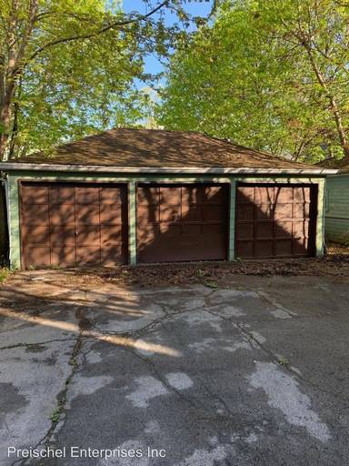 Main picture of 62 Pomona Pl