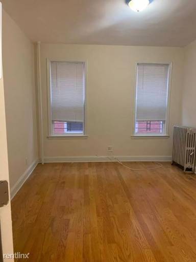 Main picture of 3010 Wallace Ave