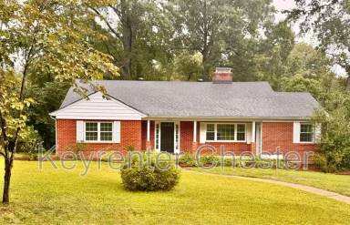 Main picture of 301 Mansion Dr