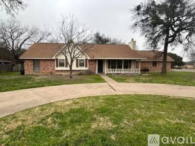 Main picture of 9101 Midway Dr