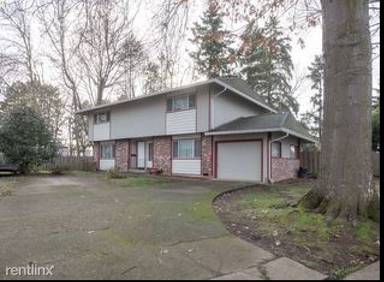 Main picture of 4865 SW Larch Dr