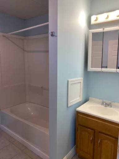 Main picture of 91 E Main St