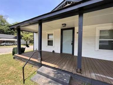 Main picture of 2804 Battle Dr NW