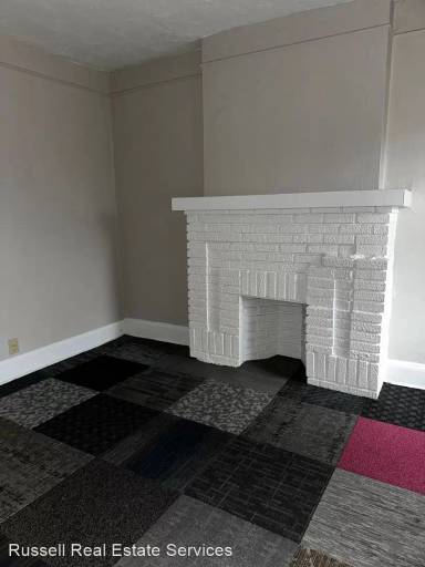 Main picture of 11408 Woodland Ave
