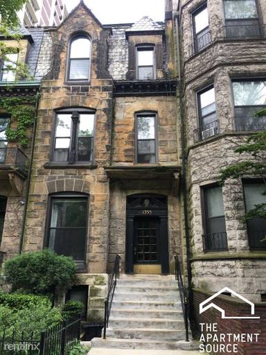 Main picture of 1353 N State Pkwy