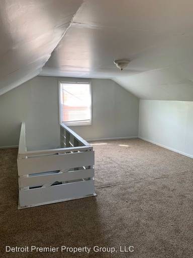 Main picture of 8944 Esper St