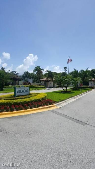 Main picture of 3180 Leewood Ter