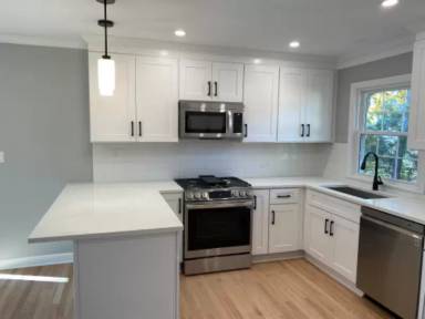 Main picture of 983 Harvard Ct