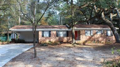 Main picture of 2105 Great Oak Dr