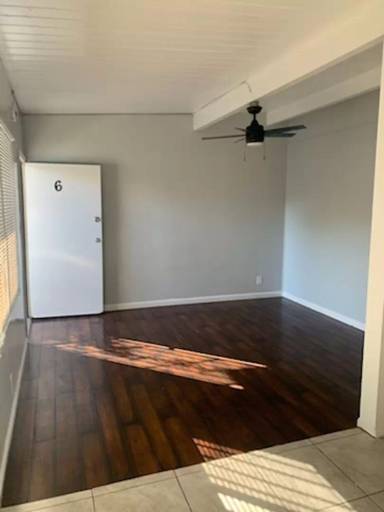 Main picture of 1114 W 117th St
