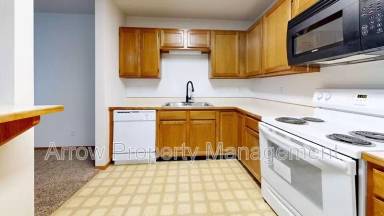 Main picture of College Park Apartments