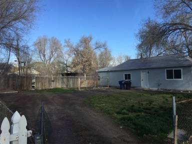 Main picture of 2854 S Spencer Ave