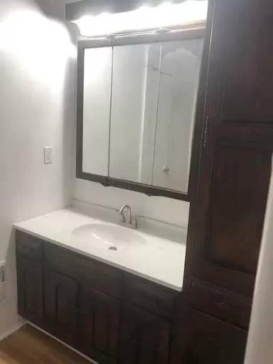 Main picture of 120 Barton Ave