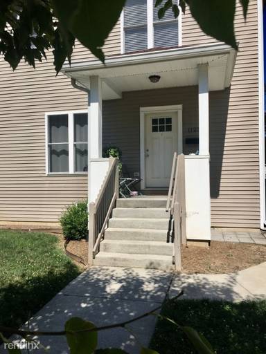 Main picture of 217 Washington St