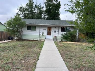 Main picture of 521 Mono Pl