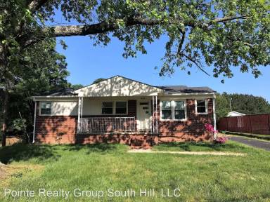 Main picture of 301 N Main St