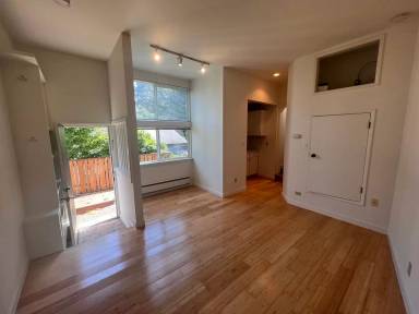 Main picture of 156 Carlotta Cir