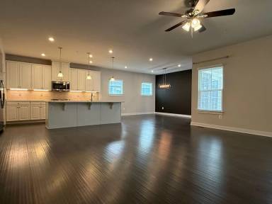 Main picture of 506 Ladywell St