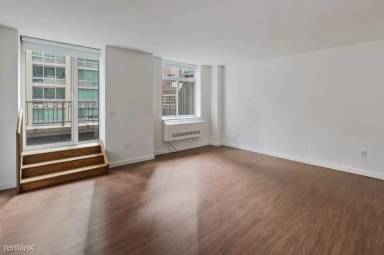 Main picture of 100 John St Apartments