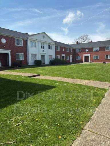 Main picture of 1519 S Smithville Rd Apartments
