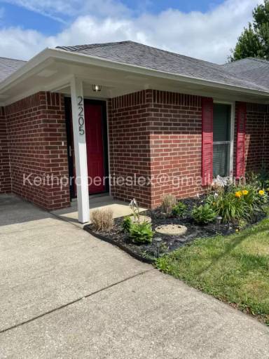 Main picture of 2205 Overland Ct
